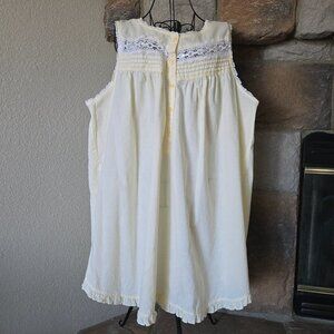 Short Slip in Delicate Yellow